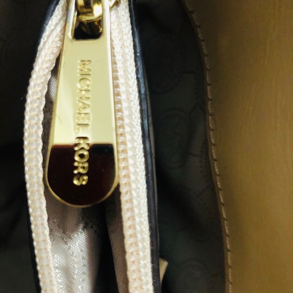 SOLD - Picture 11 of 13